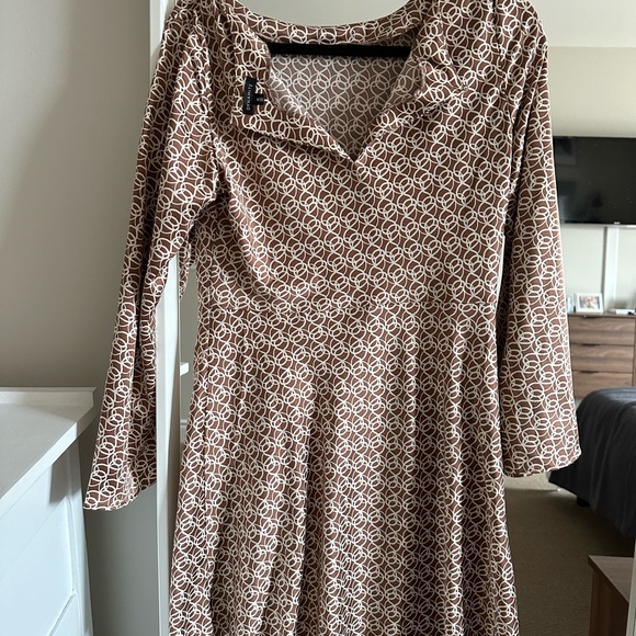 Dynamite A-line brown dress - Picture 2 of 5
